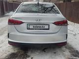 Hyundai Accent 2021 годаfor6 000 000 тг. в Алматы – фото 5