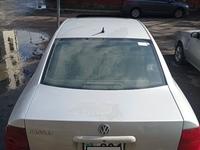 Volkswagen Passat 2000 годаүшін1 500 000 тг. в Алматы