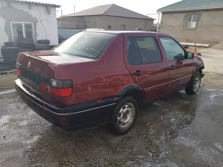 Volkswagen Vento 1993 года за 10 000 тг. в Атырау