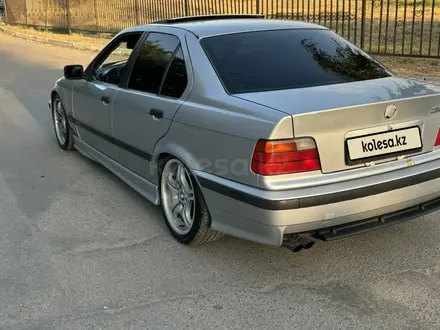 BMW 328 1996 года за 2 200 000 тг. в Алматы – фото 3