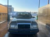 Mercedes-Benz E 200 1989 года за 850 000 тг. в Алматы – фото 4