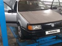 Volkswagen Passat 1990 года за 1 350 000 тг. в Астана