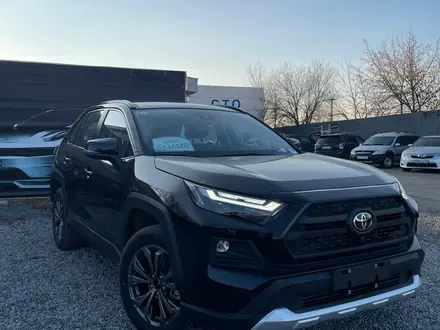 Toyota RAV4 2025 года за 20 000 000 тг. в Актобе – фото 3