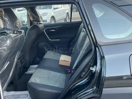 Toyota RAV4 2025 года за 20 000 000 тг. в Актобе – фото 6