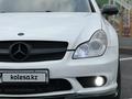 Mercedes-Benz CLS 500 2004 годаfor9 400 000 тг. в Караганда – фото 4