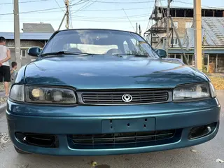 Mazda Cronos