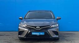 Toyota Camry 2019 года за 12 890 000 тг. в Алматы – фото 2