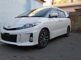 Toyota Estima 2013 года за 7 800 000 тг. в Алматы – фото 2