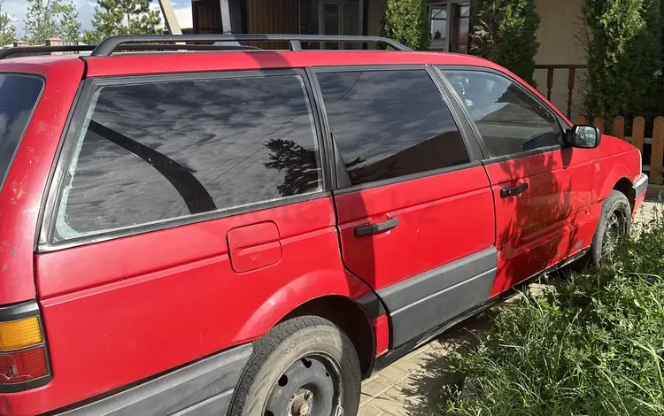 Volkswagen Passat 1990 годаүшін1 100 000 тг. в Астана