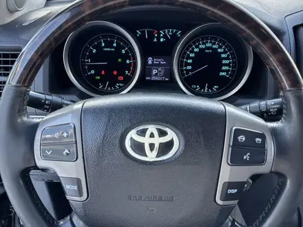 Toyota Land Cruiser 2011 года за 16 900 000 тг. в Астана – фото 12