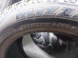 235/50R17 Bridgestone BLIZZAK VRX. за 25 000 тг. в Алматы – фото 4