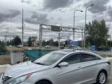 Hyundai Sonata 2011 года за 5 600 000 тг. в Уральск – фото 3