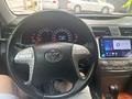 Toyota Camry 2010 годаfor7 950 000 тг. в Алматы – фото 2