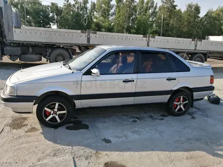 Volkswagen Passat 1991 года за 1 500 000 тг. в Костанай – фото 2