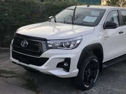 Обвес в сборе Toyota Hilux (2018-) Black Onyx (Rocco) на Тойота Хайлюкс за 290 000 тг. в Уральск – фото 4