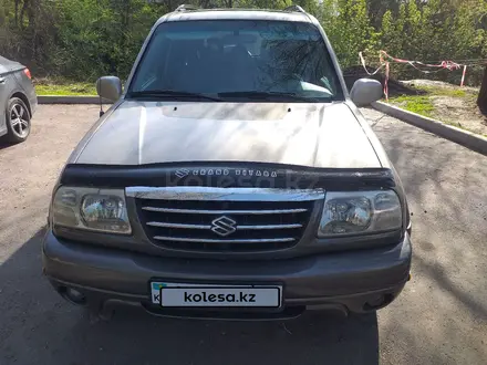 Suzuki XL7 2001 года за 4 000 000 тг. в Алматы – фото 20
