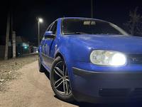 Volkswagen Golf 2000 года за 3 000 000 тг. в Астана