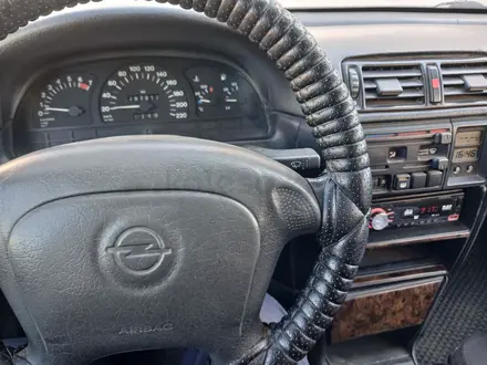 Opel Vectra 1995 года за 600 000 тг. в Актобе