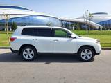 Toyota Highlander 2013 годаүшін16 500 000 тг. в Астана – фото 3