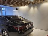 Lexus ES 250 2020 года за 18 400 000 тг. в Атырау