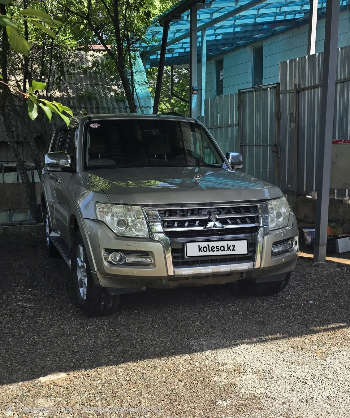 Mitsubishi Pajero, 2015