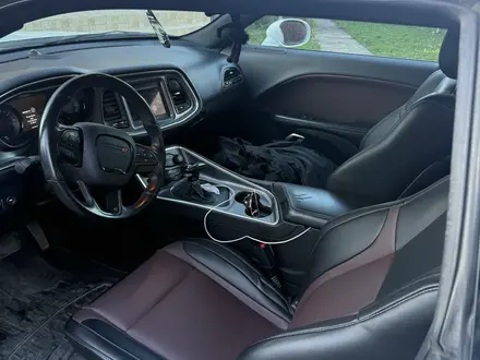 Dodge Challenger 2018 года за 14 500 000 тг. в Караганда – фото 7