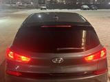 Hyundai Elantra 2019 года за 5 200 000 тг. в Актобе – фото 5