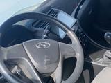 Hyundai Accent 2014 года за 10 000 тг. в Атырау – фото 4