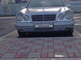 Mercedes-Benz E 230 1996 года за 2 750 000 тг. в Астана – фото 2