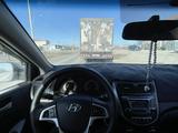 Hyundai Solaris 2014 годаүшін5 000 000 тг. в Жанаозен – фото 3