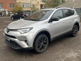 Toyota RAV4 2018 годаүшін11 100 000 тг. в Астана – фото 2
