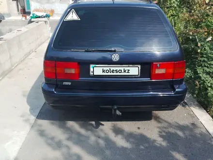 Volkswagen Passat 1993 года за 2 900 000 тг. в Алматы – фото 2