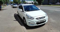 Hyundai Solaris 2013 года за 4 850 000 тг. в Астана – фото 2