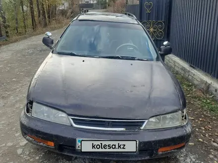 Honda Accord 1995 года за 950 000 тг. в Сарканд – фото 2