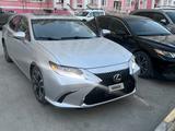 Lexus ES 300h 2014 года за 9 000 000 тг. в Актау