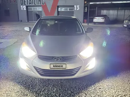 Hyundai Elantra 2014 года за 5 000 000 тг. в Атырау – фото 17