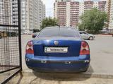 Volkswagen Passat 2002 года за 3 000 000 тг. в Астана – фото 4
