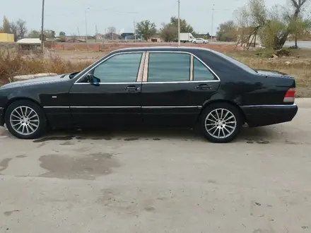 Mercedes-Benz S 320 1999 года за 2 800 000 тг. в Кордай – фото 3