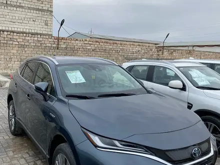 Toyota Venza 2021 года за 19 000 000 тг. в Актау – фото 2