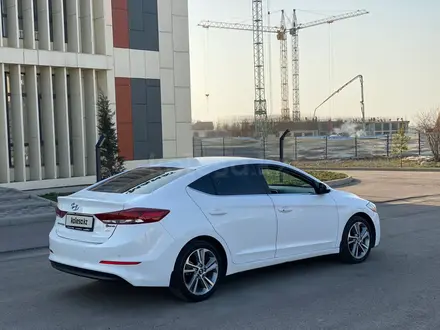 Hyundai Elantra 2018 года за 8 900 000 тг. в Алматы – фото 21