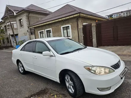 Toyota Camry 2005 года за 5 200 000 тг. в Шымкент – фото 13