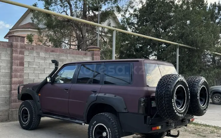 Nissan Patrol 2004 года за 18 000 000 тг. в Алматы