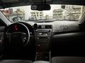 Toyota Camry 2011 года за 5 000 000 тг. в Актобе – фото 10