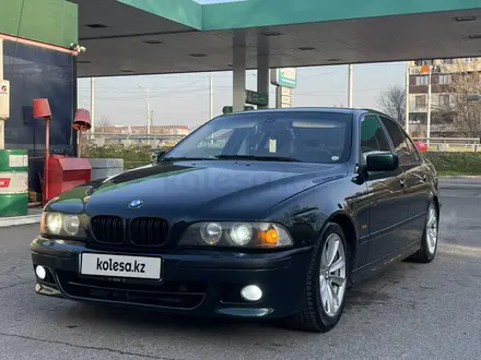 BMW 528 1998 года за 3 430 000 тг. в Алматы