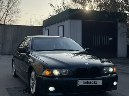 BMW 528 1998 года за 3 430 000 тг. в Алматы – фото 9