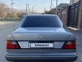Mercedes-Benz E 220 1993 года за 3 400 000 тг. в Алматы – фото 10