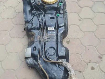 Бензобак за 80 000 тг. в Алматы – фото 2