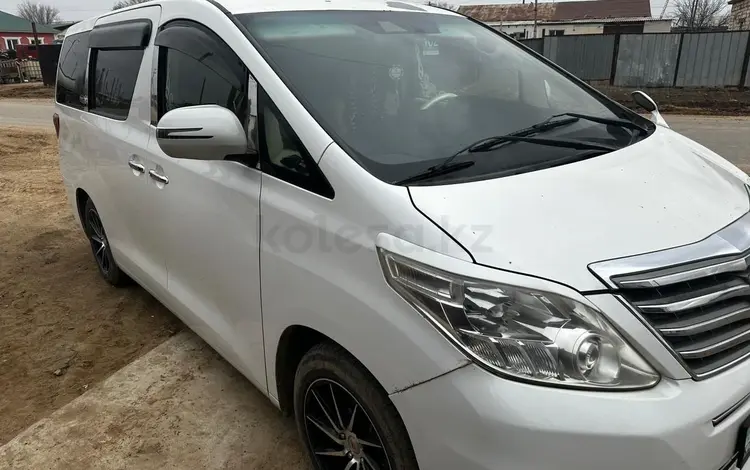 Toyota Alphard 2009 годаfor9 000 000 тг. в Атырау