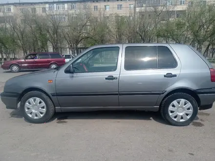 Volkswagen Golf 1993 года за 800 000 тг. в Тараз – фото 2