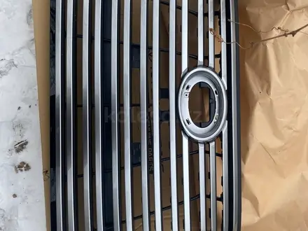 Оригинальная Решетка радиатора LEXUS LX600 за 400 000 тг. в Алматы – фото 2